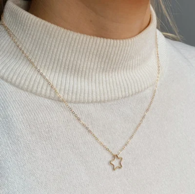 MoMuse Star Pendant Necklace
